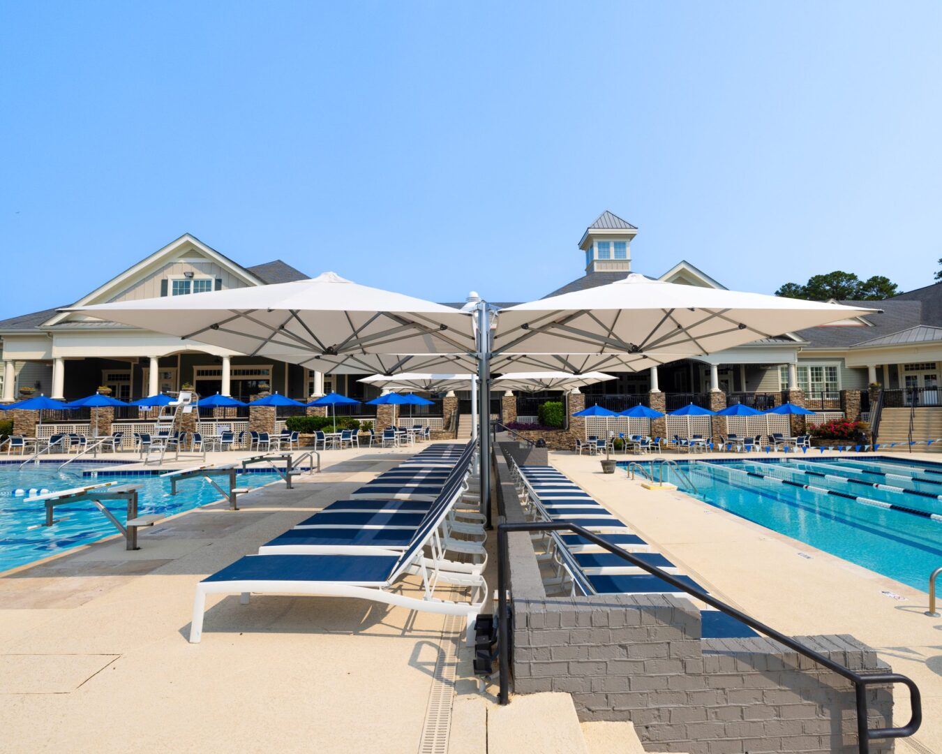 Shadowspec-Umbrellas-at-pool-side